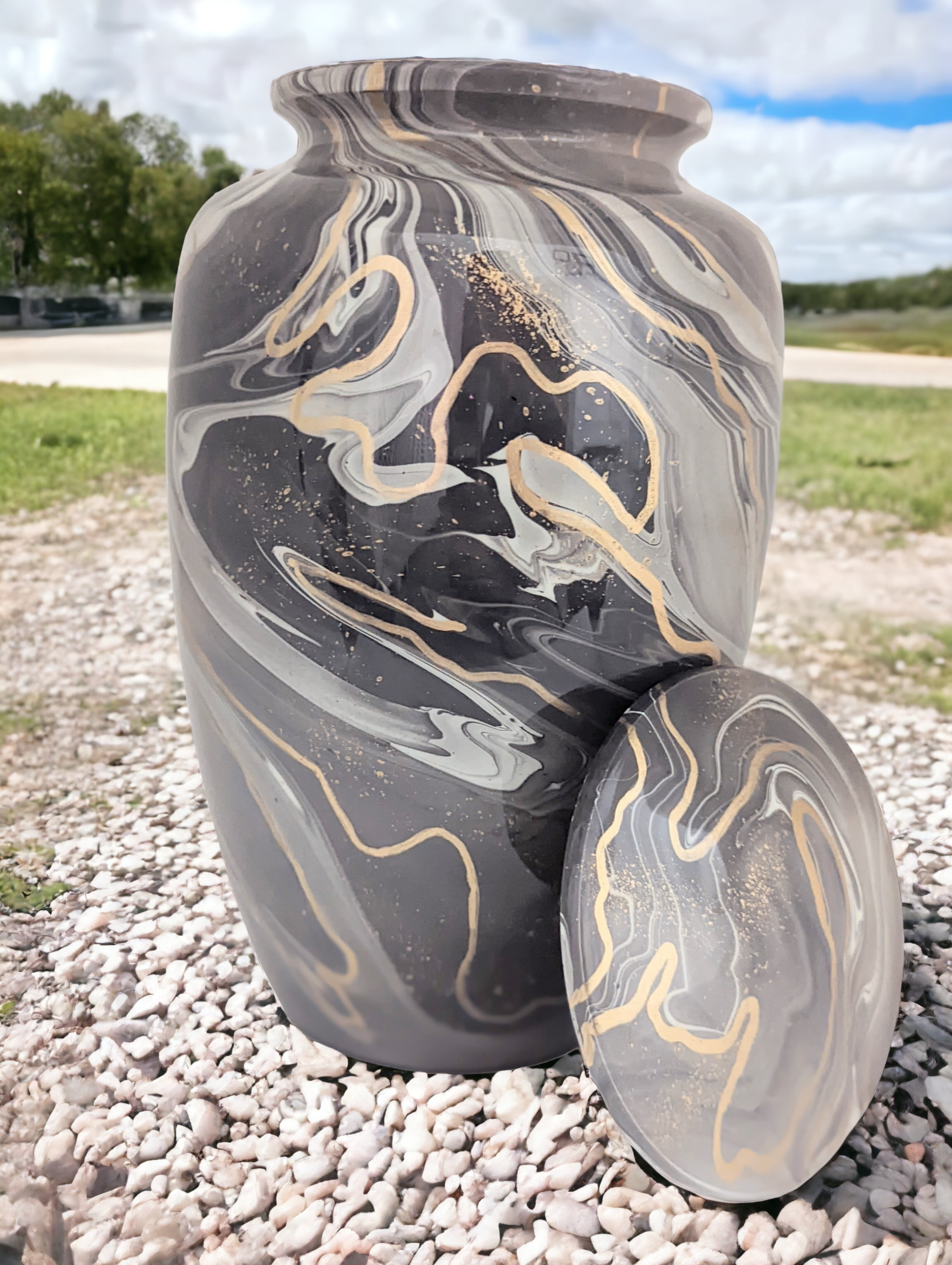 Gold Swirls - Exquisite Funeral Urn (Large)