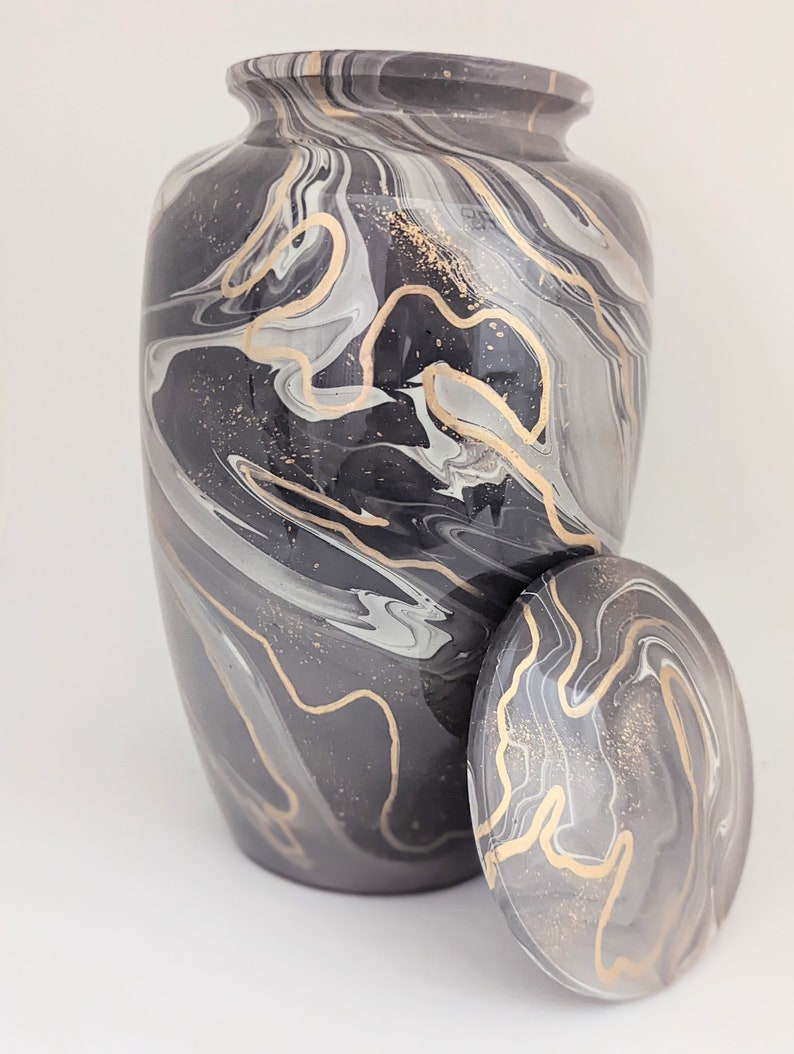 Gold Swirls - Exquisite Funeral Urn (Large)