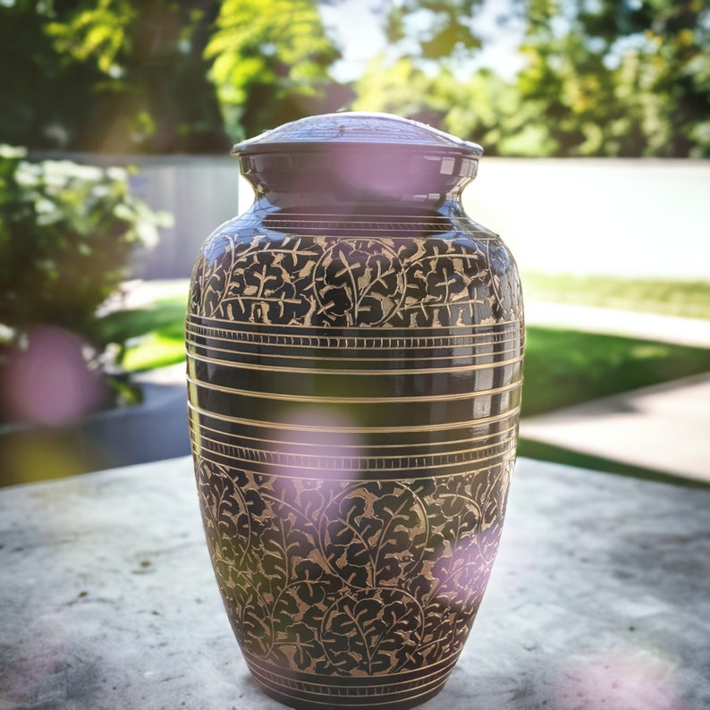 Elegant Black and Gold Engraved Cremation Urn - Exquisite Funeral Urn with Brass Finish (Large)