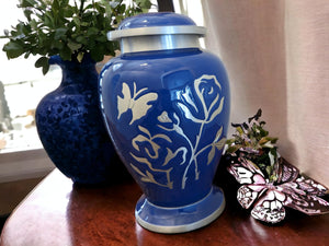Beautifully Engraved Cremation Urn (Large)