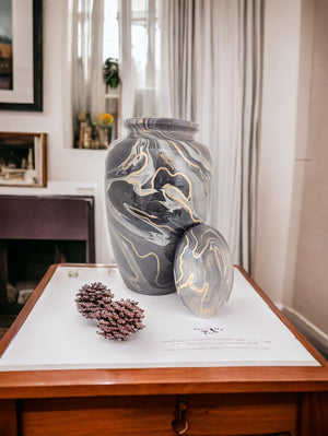 Beautifully Engraved Cremation Urn (Large)