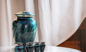 Beautiful Ocean Cremation Urns & Keepsakes with Serene Finish for Human Ashes, Female, Male, Funeral, Pet (Large)