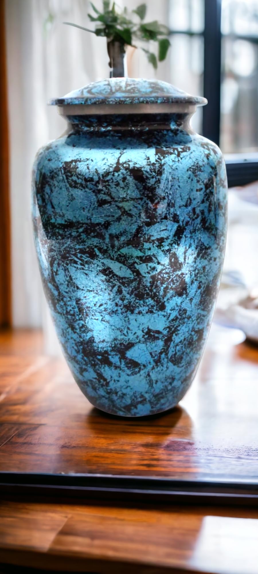Beautifully Engraved Cremation Urn (Large)