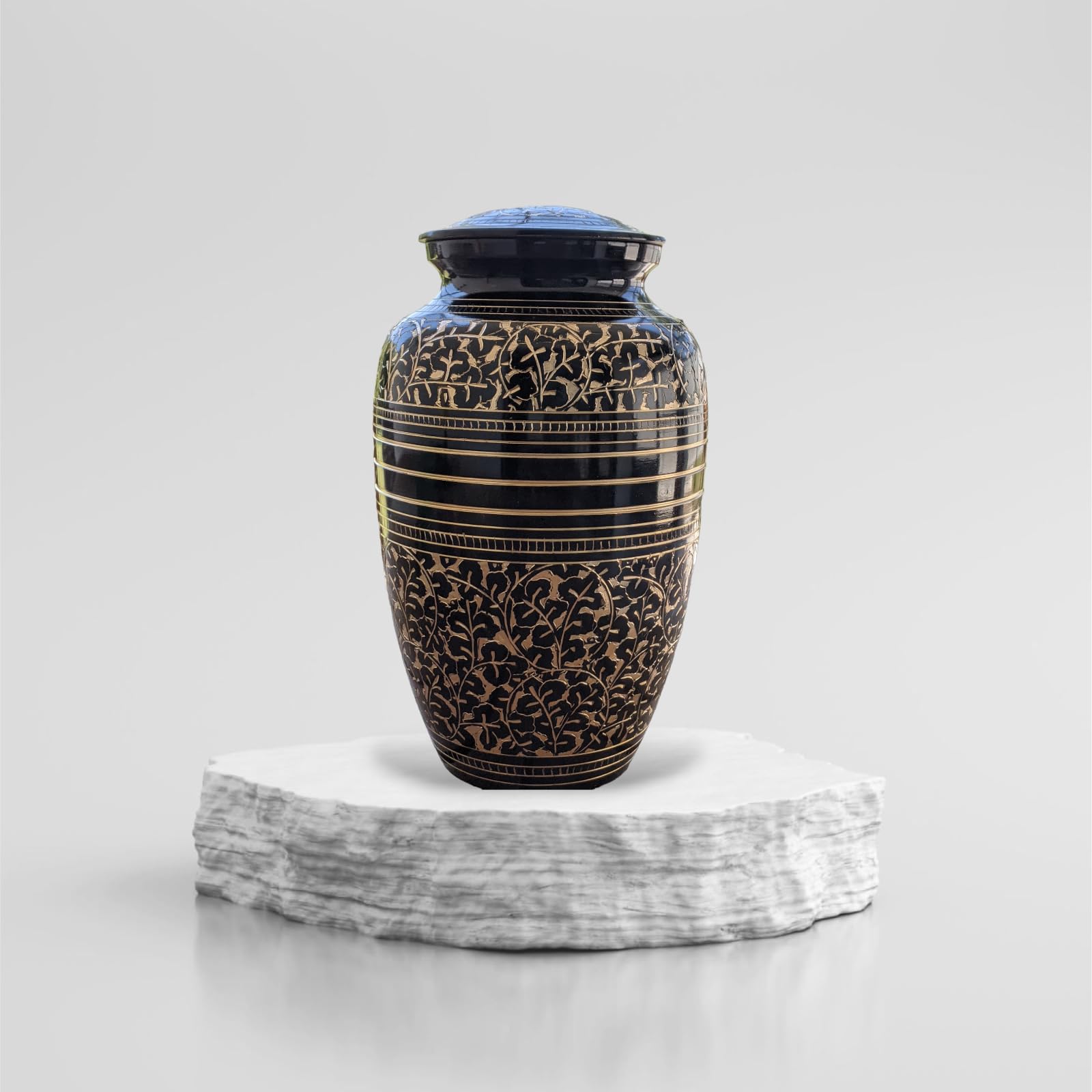 Beautifully Engraved Cremation Urn (Large)