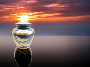 Beautifully Engraved Cremation Urn (Large)