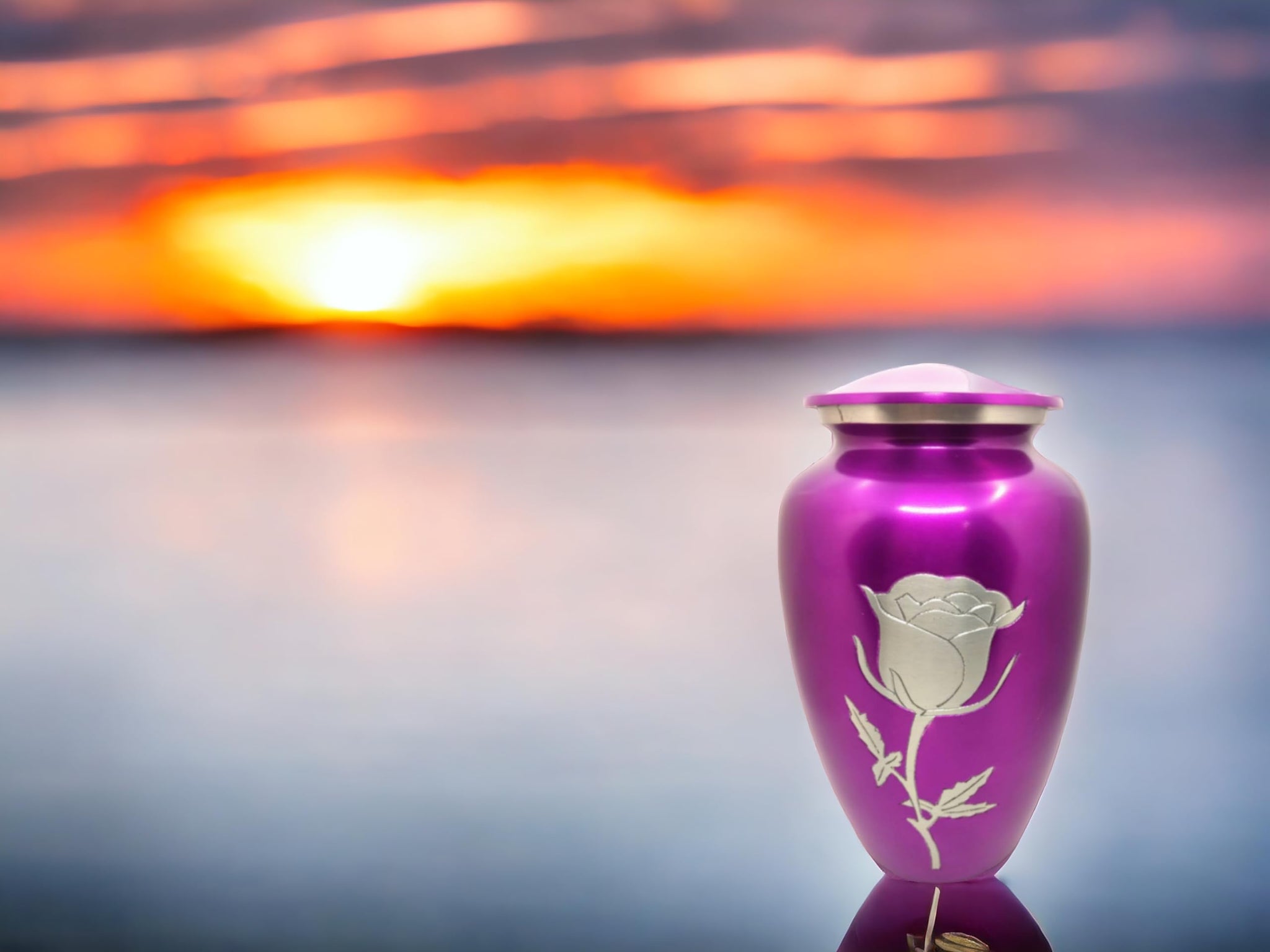 Beautifully Engraved Cremation Urn (Large)