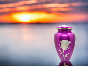 Beautifully Engraved Cremation Urn (Large)