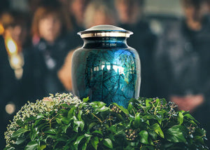 Beautiful Ocean Cremation Urns & Keepsakes with Serene Finish for Human Ashes, Female, Male, Funeral, Pet (Large)